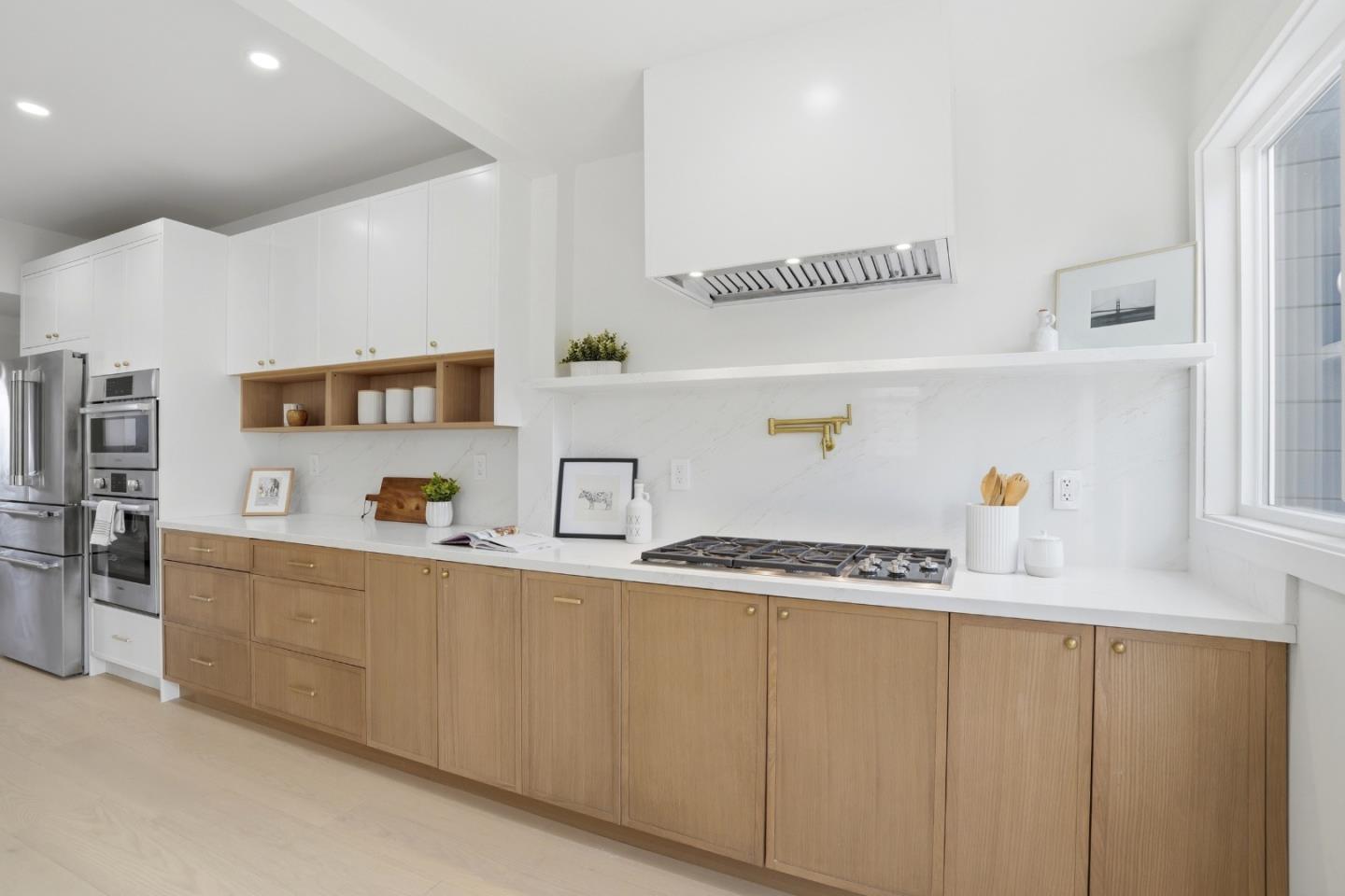 Detail Gallery Image 13 of 71 For 1116 Diamond St, San Francisco,  CA 94114 - 3 Beds | 1/1 Baths