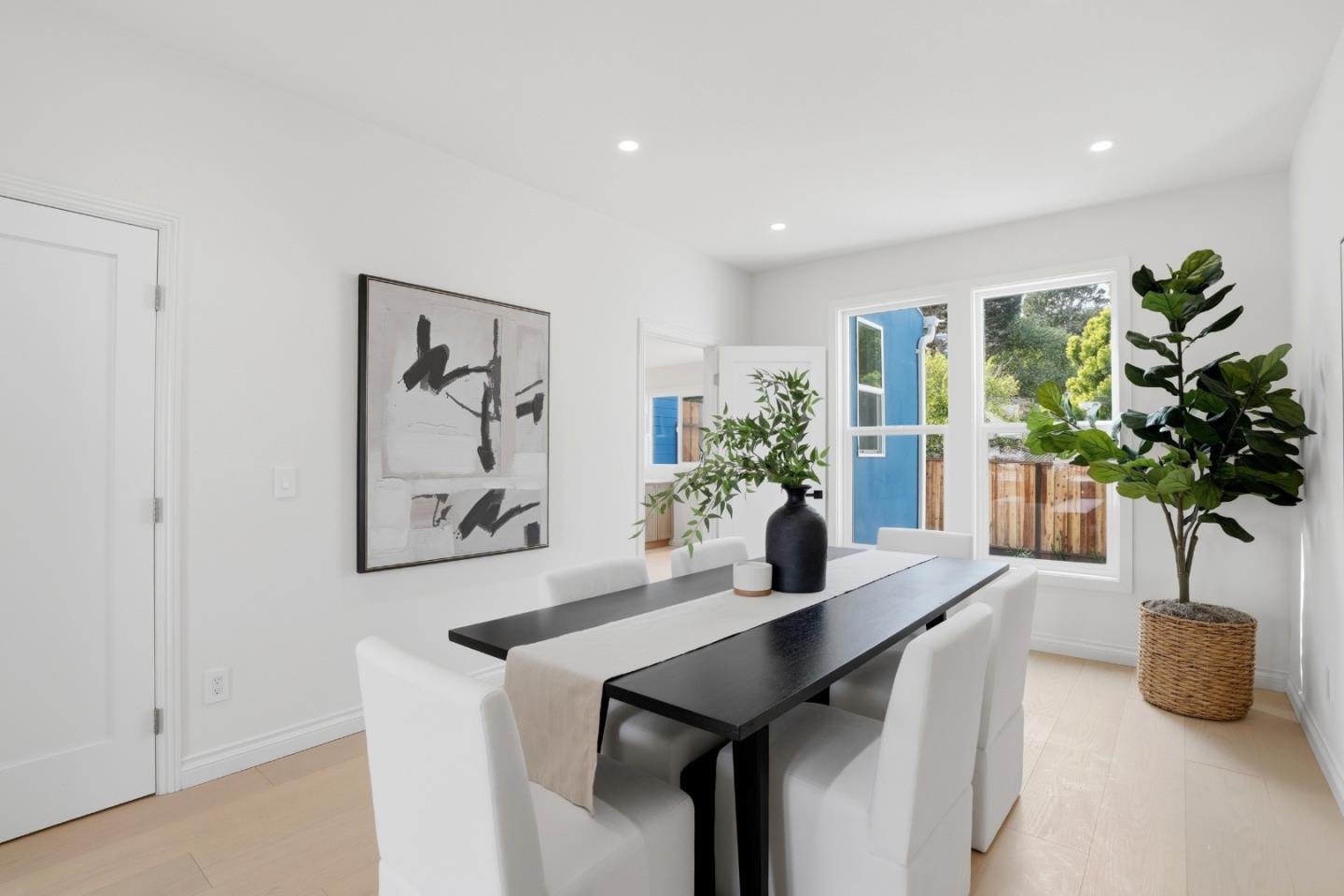 Detail Gallery Image 22 of 71 For 1116 Diamond St, San Francisco,  CA 94114 - 3 Beds | 1/1 Baths