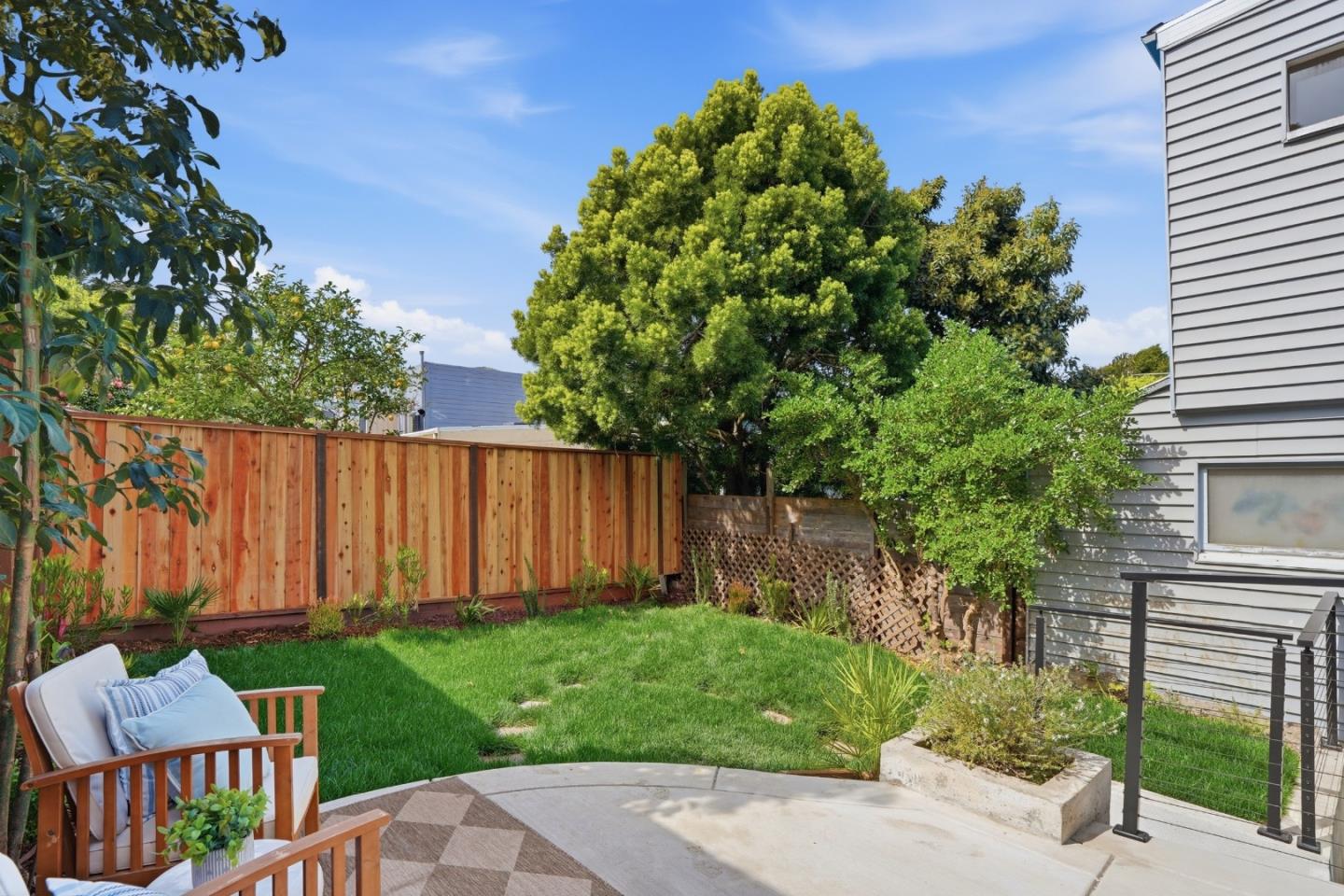 Detail Gallery Image 44 of 71 For 1116 Diamond St, San Francisco,  CA 94114 - 3 Beds | 1/1 Baths