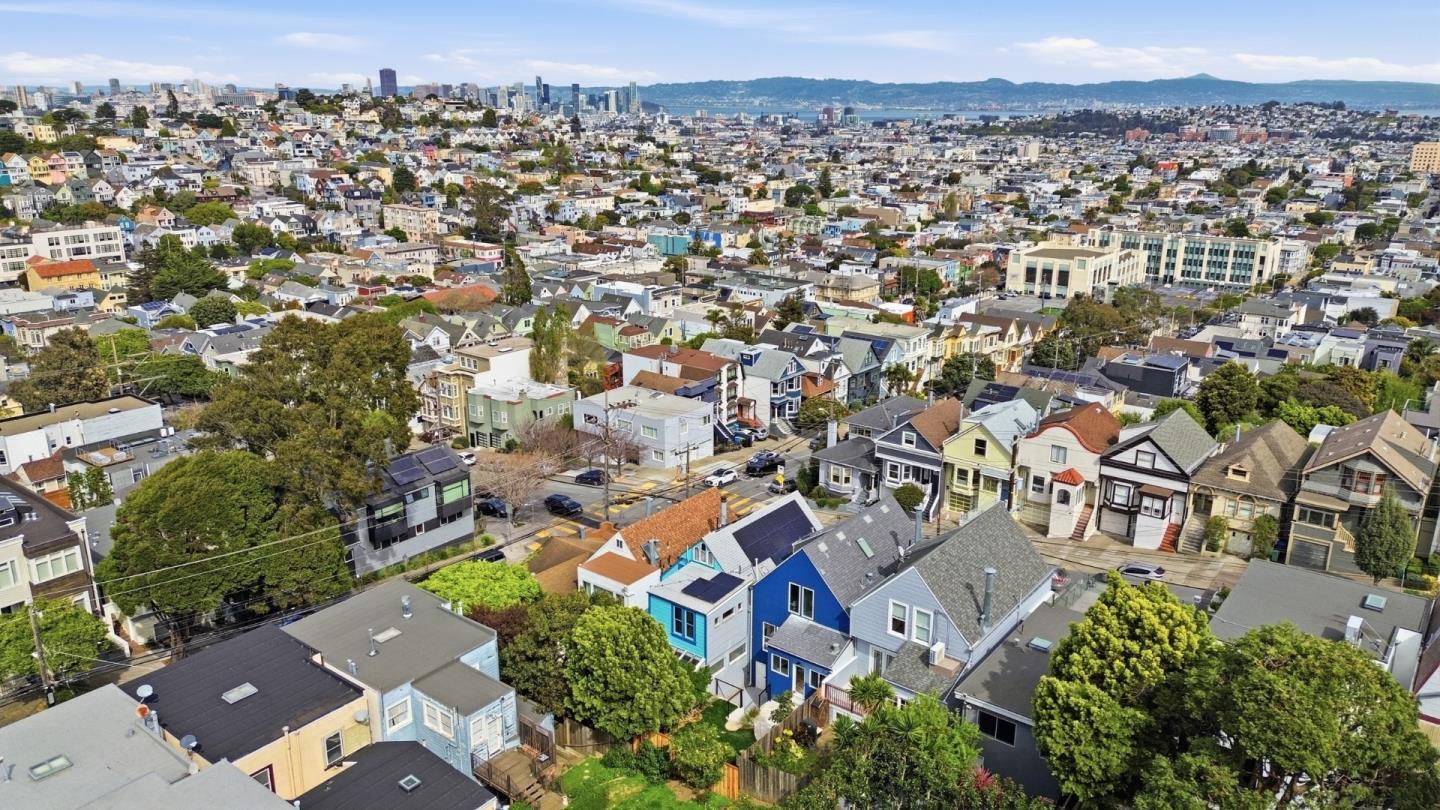 Detail Gallery Image 53 of 71 For 1116 Diamond St, San Francisco,  CA 94114 - 3 Beds | 1/1 Baths