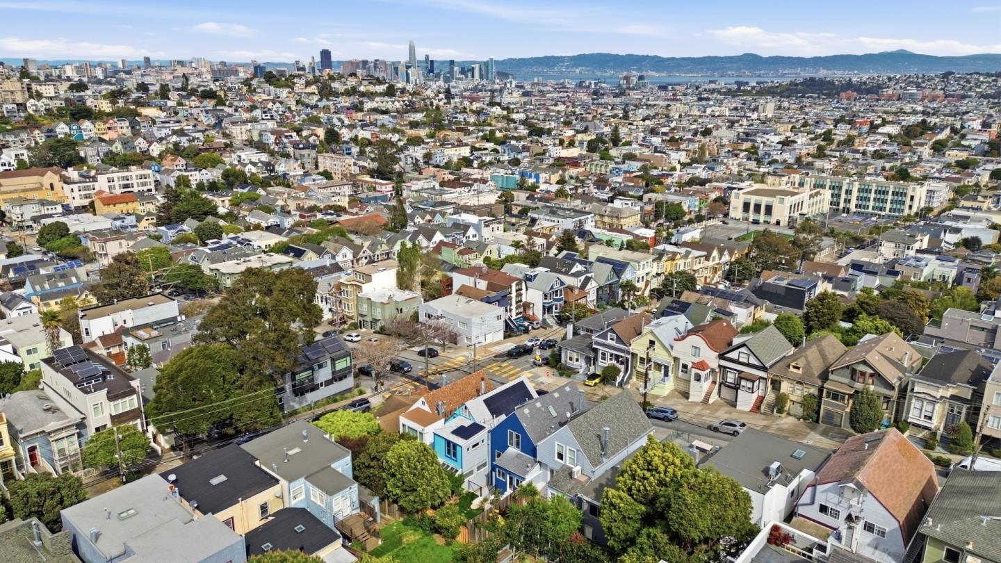 Detail Gallery Image 54 of 71 For 1116 Diamond St, San Francisco,  CA 94114 - 3 Beds | 1/1 Baths