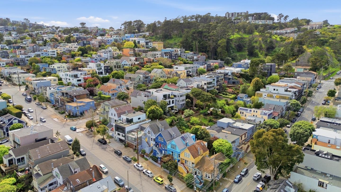 Detail Gallery Image 59 of 71 For 1116 Diamond St, San Francisco,  CA 94114 - 3 Beds | 1/1 Baths