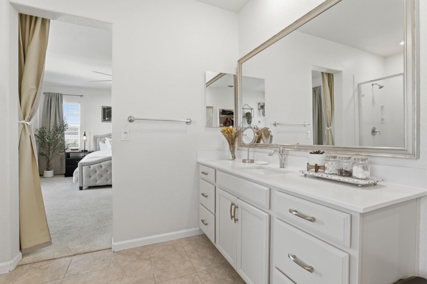 Detail Gallery Image 14 of 28 For 2481 Apple Tree Way, Gilroy,  CA 95020 - 5 Beds | 4/1 Baths