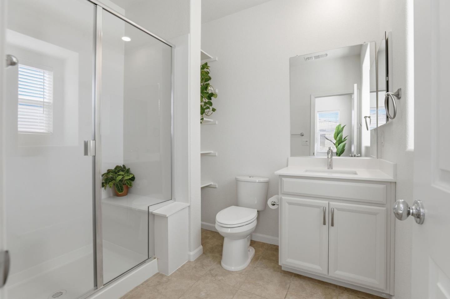 Detail Gallery Image 20 of 28 For 2481 Apple Tree Way, Gilroy,  CA 95020 - 5 Beds | 4/1 Baths