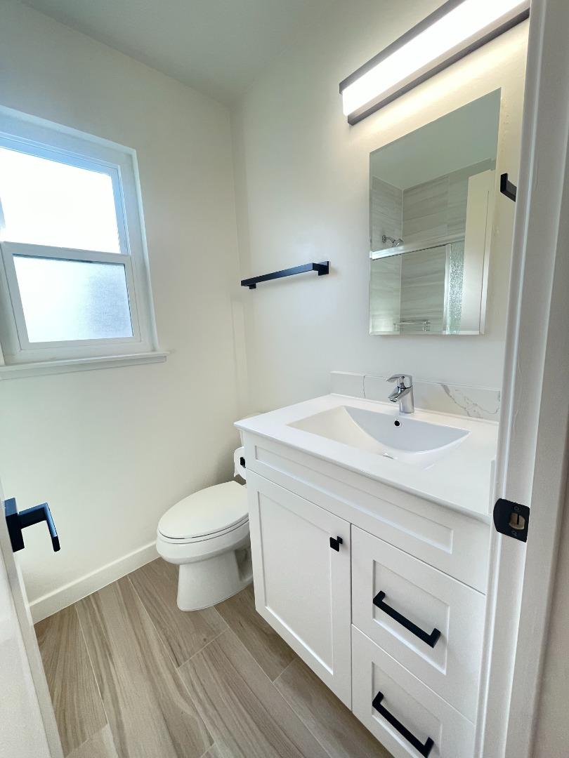 Detail Gallery Image 13 of 15 For 1454-1456 Merry Ln, San Jose,  CA 95128 - – Beds | – Baths