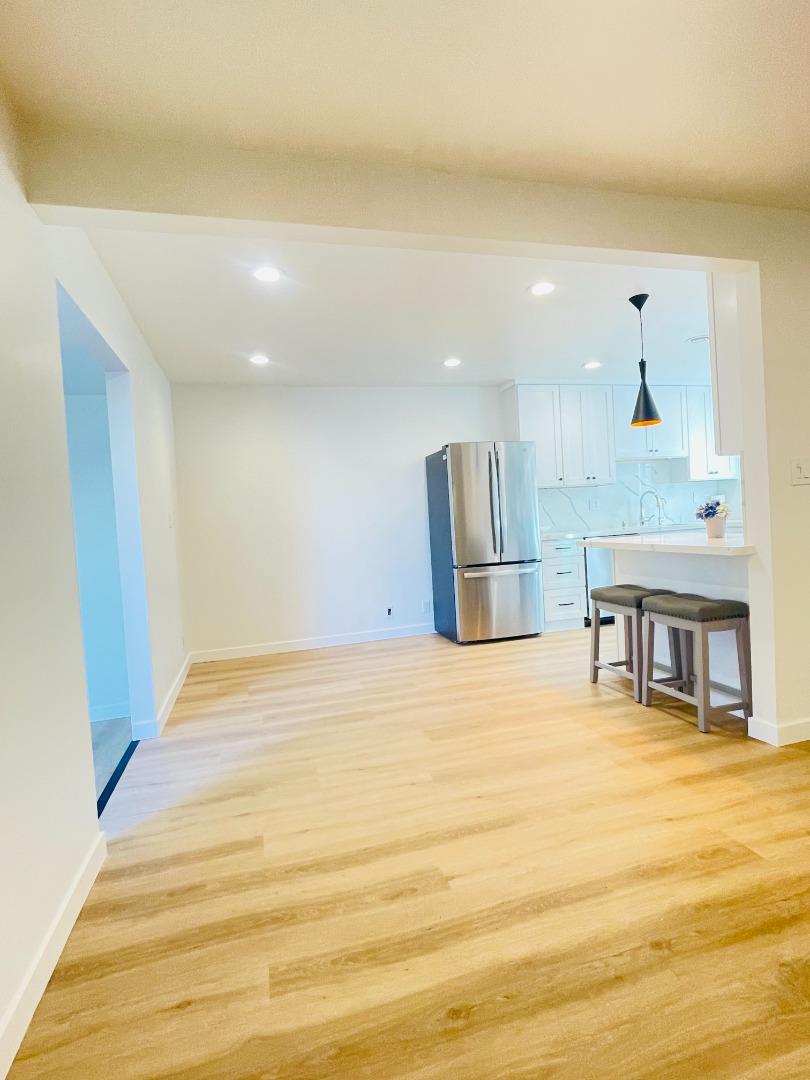 Detail Gallery Image 4 of 15 For 1454-1456 Merry Ln, San Jose,  CA 95128 - – Beds | – Baths