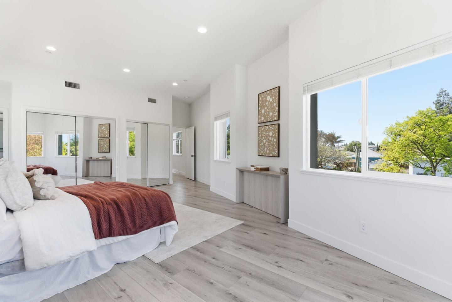 Detail Gallery Image 14 of 25 For 538 Dean St, Hayward,  CA 94541 - 3 Beds | 2/1 Baths