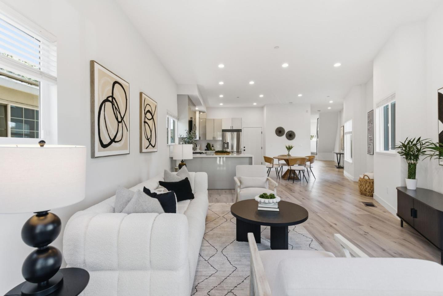 Detail Gallery Image 9 of 25 For 538 Dean St, Hayward,  CA 94541 - 3 Beds | 2/1 Baths