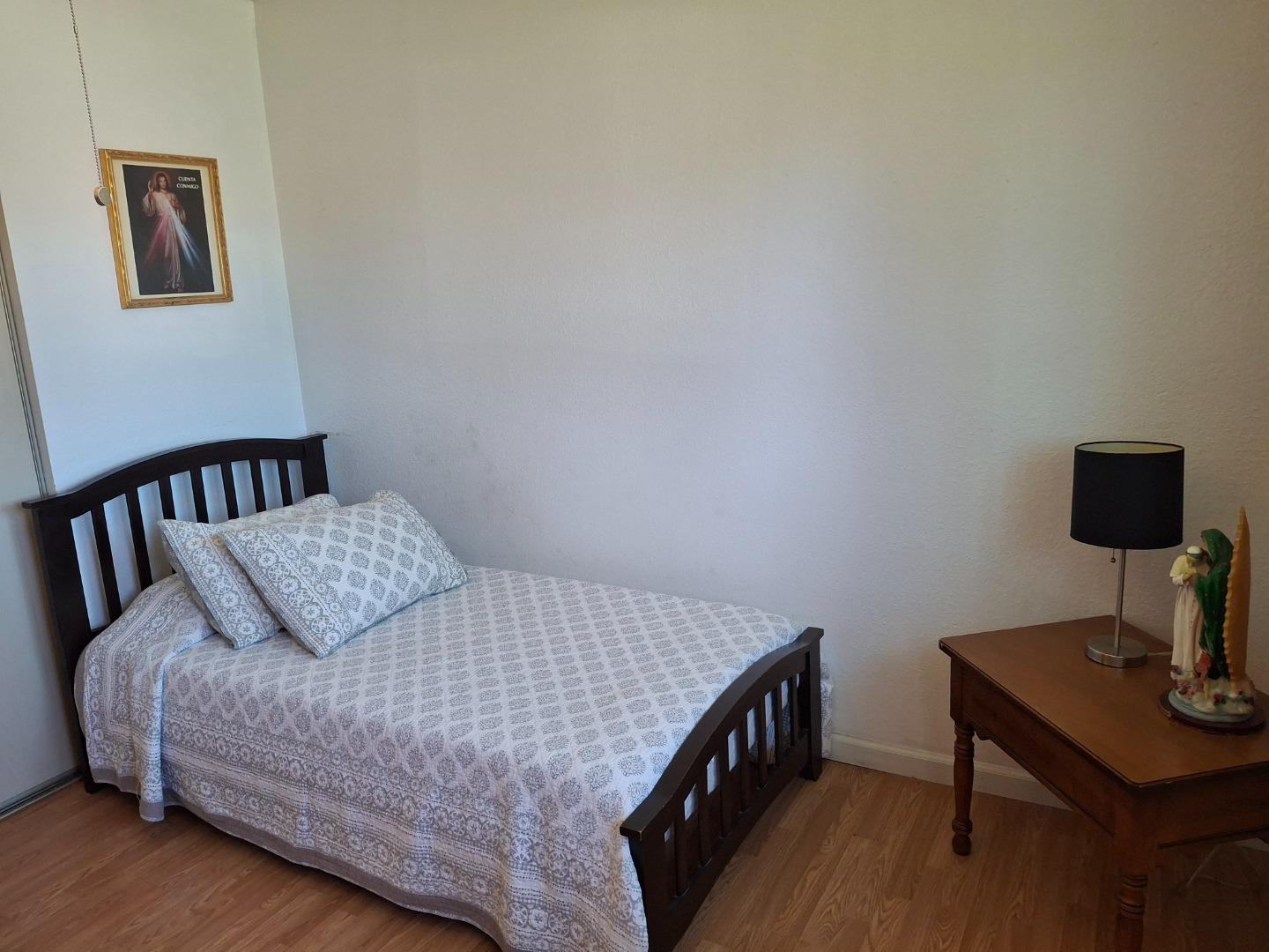 Detail Gallery Image 17 of 26 For 250 Gonzalez Dr, Hollister,  CA 95023 - 4 Beds | 1 Baths