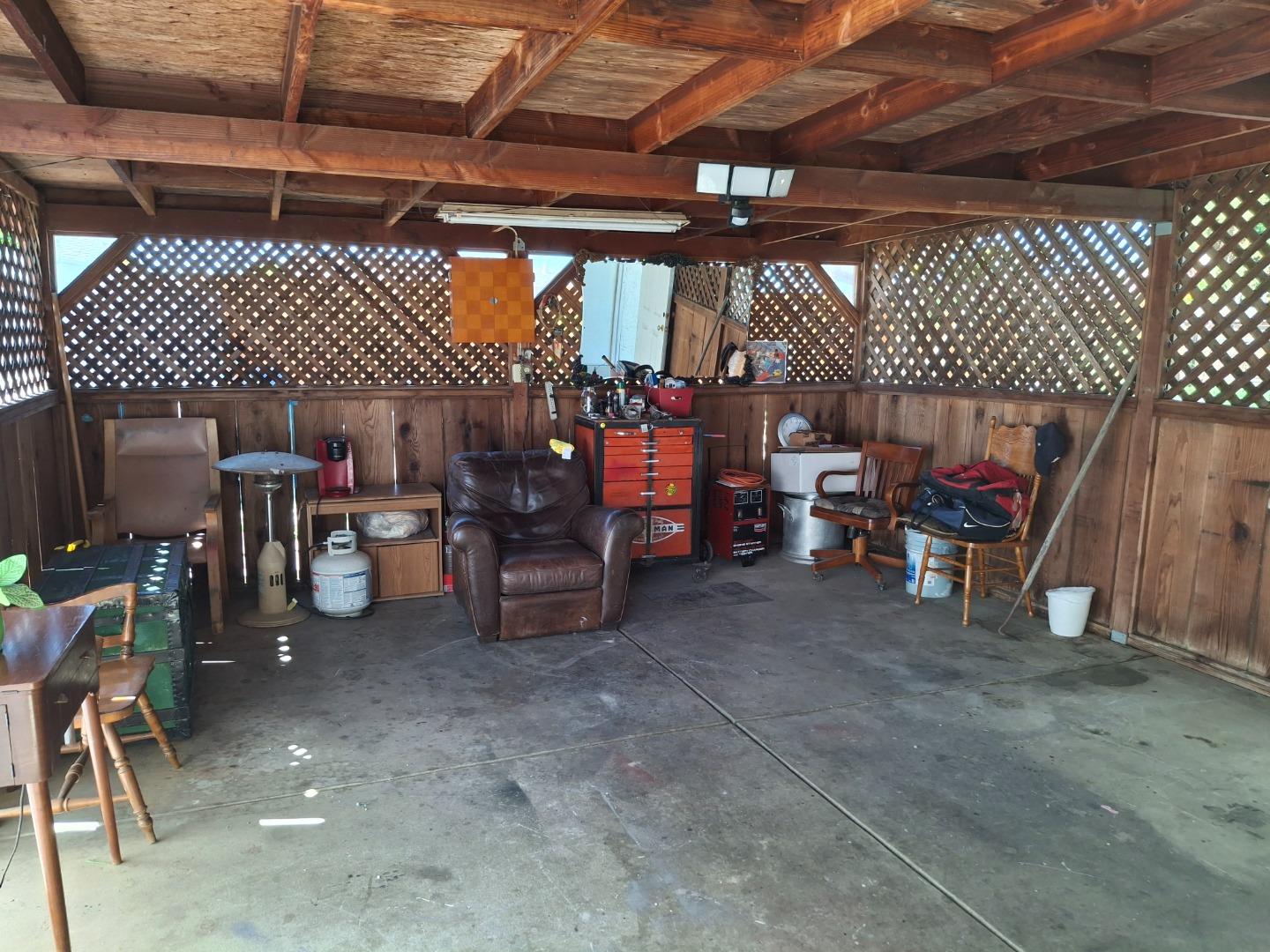 Detail Gallery Image 21 of 26 For 250 Gonzalez Dr, Hollister,  CA 95023 - 4 Beds | 1 Baths