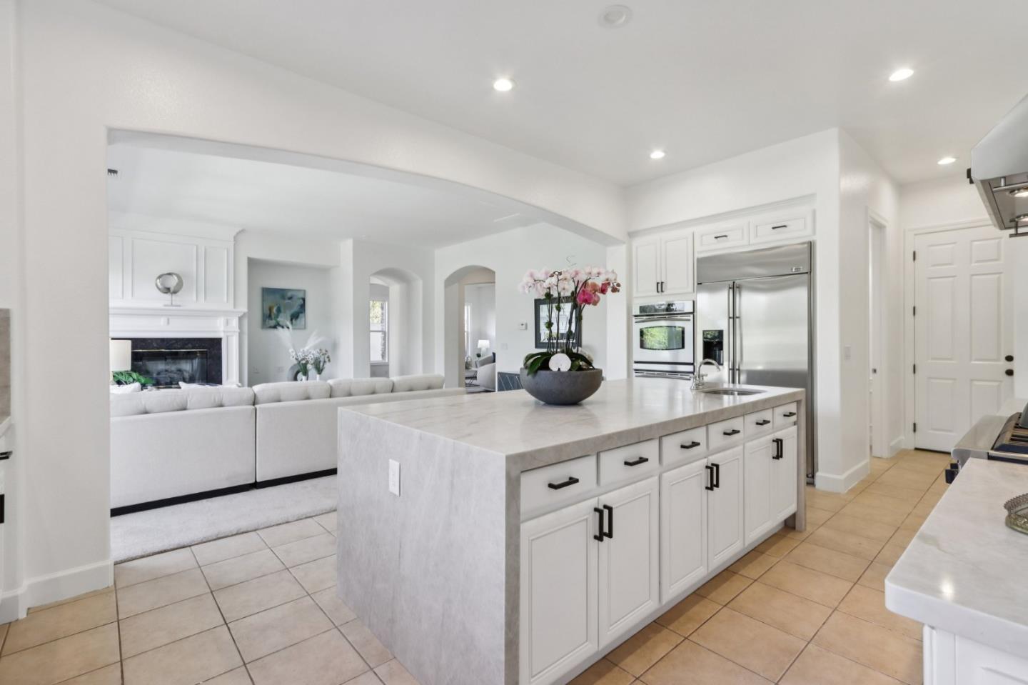 Detail Gallery Image 12 of 46 For 2797 Clara Smith Pl, San Jose,  CA 95135 - 5 Beds | 4/1 Baths