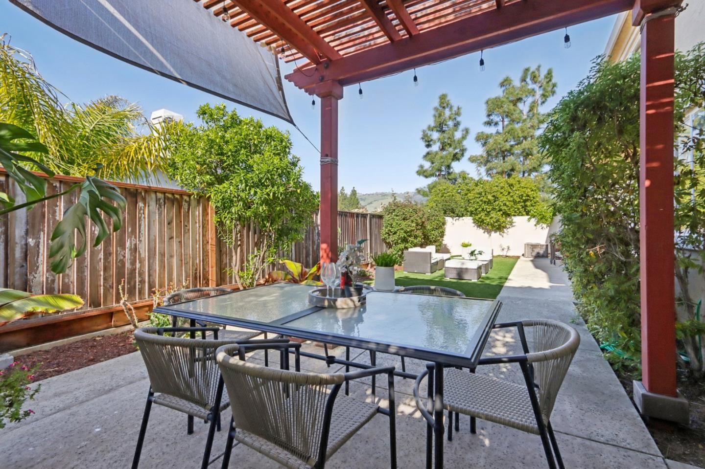 Detail Gallery Image 34 of 46 For 2797 Clara Smith Pl, San Jose,  CA 95135 - 5 Beds | 4/1 Baths
