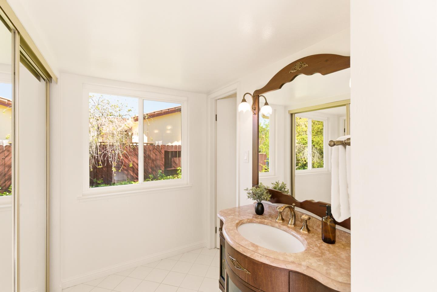 Detail Gallery Image 34 of 51 For 1581 Ascension Dr, San Mateo,  CA 94402 - 4 Beds | 3 Baths