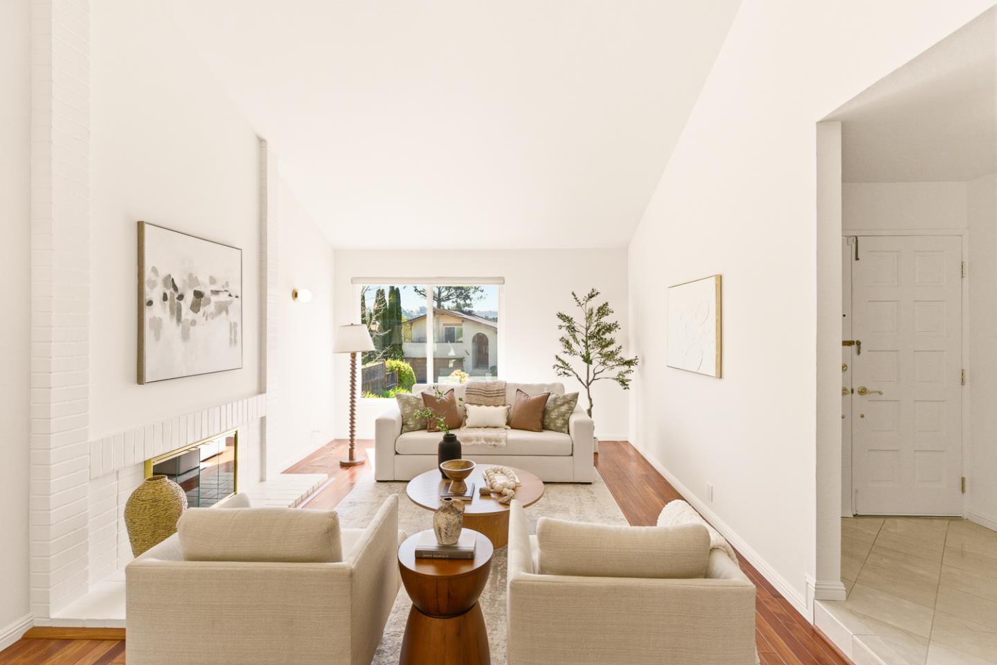 Detail Gallery Image 8 of 51 For 1581 Ascension Dr, San Mateo,  CA 94402 - 4 Beds | 3 Baths