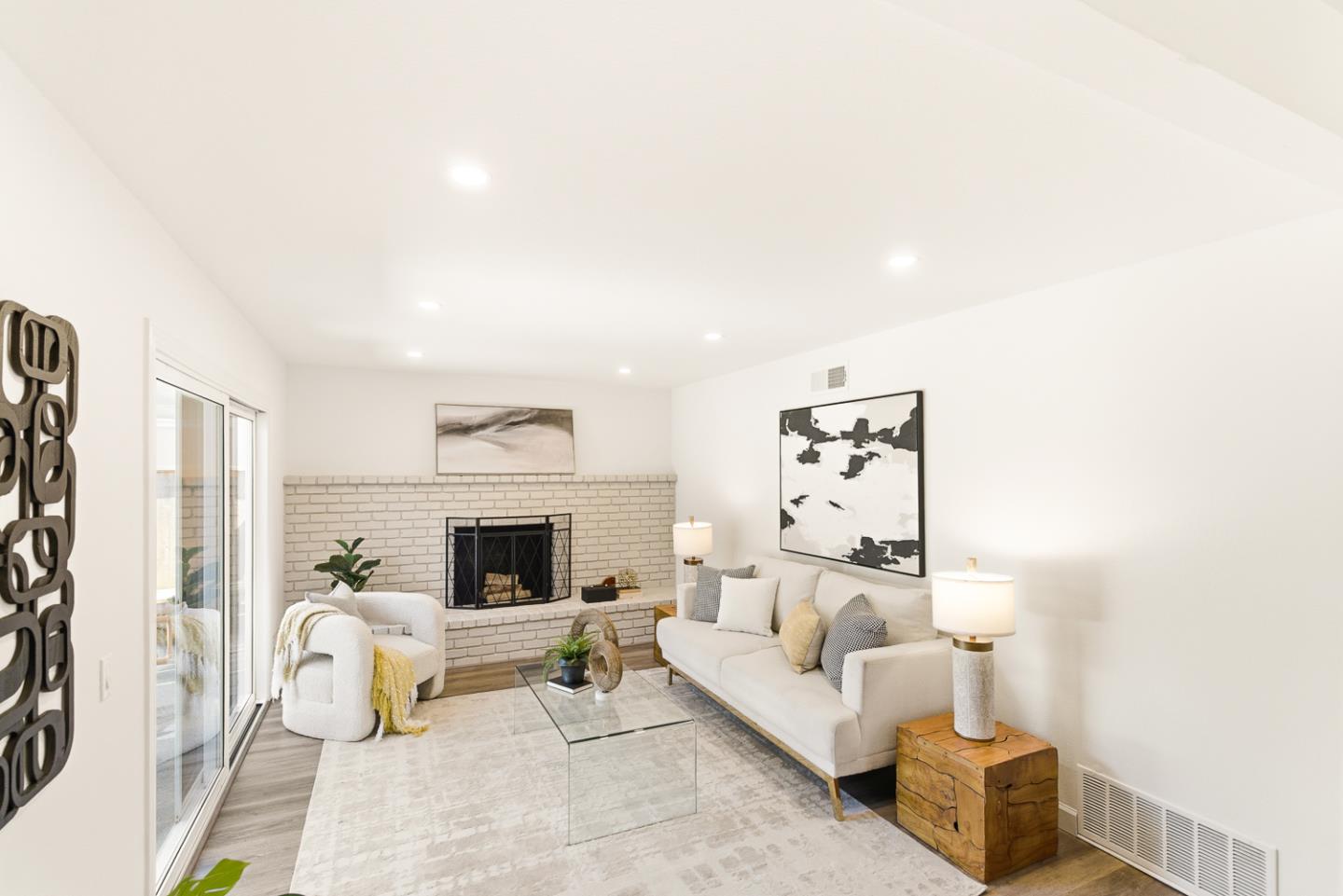 Detail Gallery Image 15 of 38 For 2755 Shannon Dr, South San Francisco,  CA 94080 - 4 Beds | 2 Baths