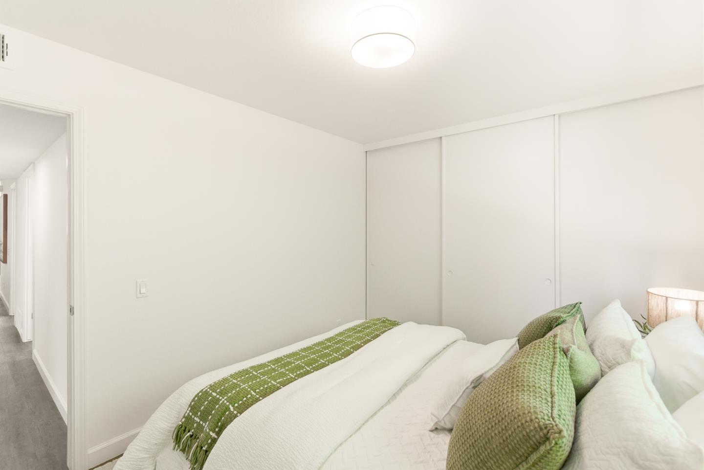 Detail Gallery Image 28 of 38 For 2755 Shannon Dr, South San Francisco,  CA 94080 - 4 Beds | 2 Baths