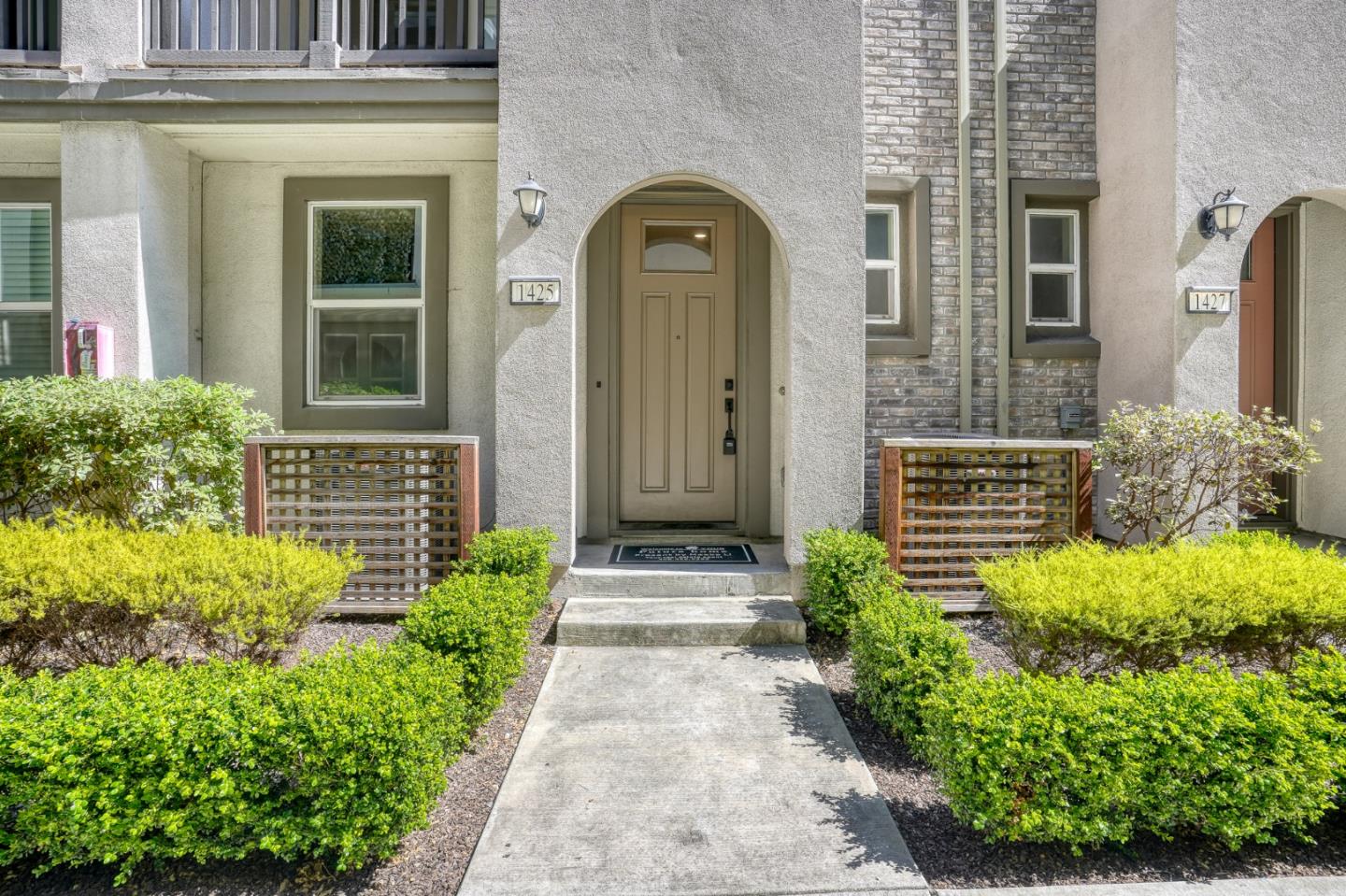 Detail Gallery Image 3 of 57 For 1425 Lavender Loop, Milpitas,  CA 95035 - 3 Beds | 3 Baths