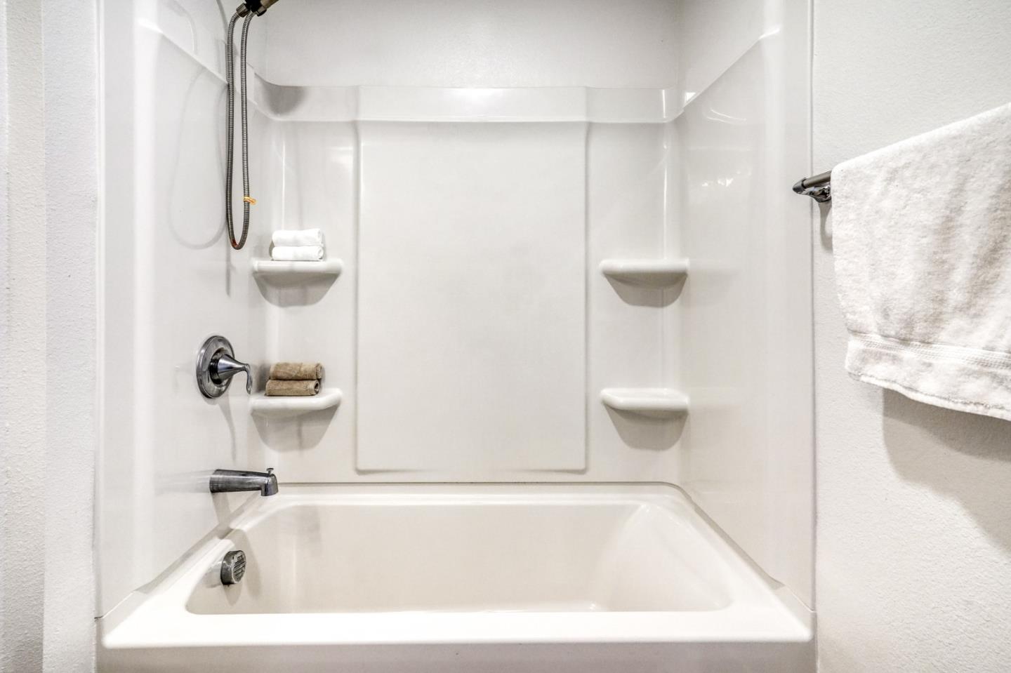 Detail Gallery Image 33 of 57 For 1425 Lavender Loop, Milpitas,  CA 95035 - 3 Beds | 3 Baths