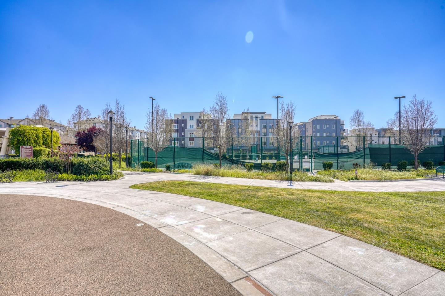 Detail Gallery Image 40 of 57 For 1425 Lavender Loop, Milpitas,  CA 95035 - 3 Beds | 3 Baths