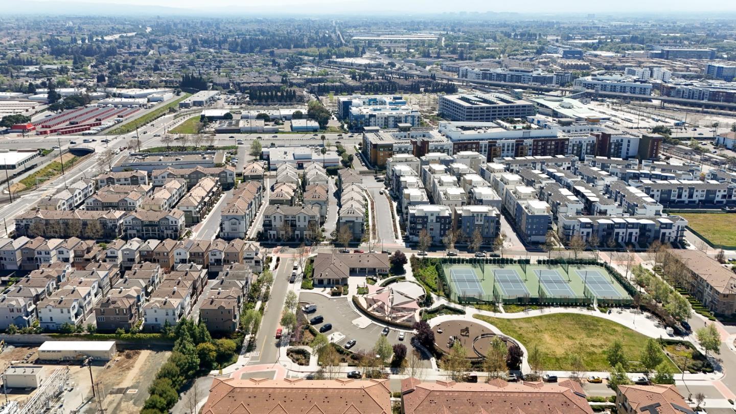 Detail Gallery Image 49 of 57 For 1425 Lavender Loop, Milpitas,  CA 95035 - 3 Beds | 3 Baths