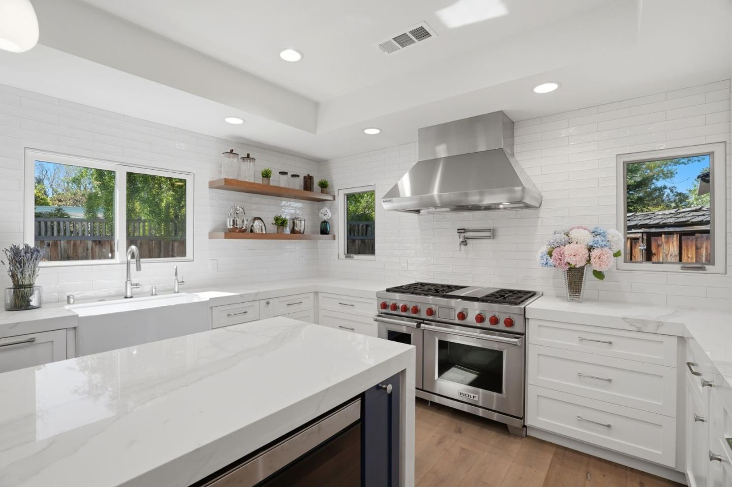 Detail Gallery Image 18 of 54 For 1677 Middleton Ave, Los Altos,  CA 94024 - 3 Beds | 2 Baths