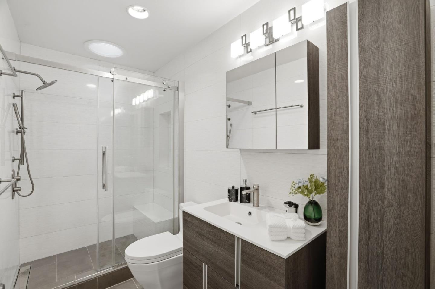 Detail Gallery Image 22 of 54 For 1677 Middleton Ave, Los Altos,  CA 94024 - 3 Beds | 2 Baths