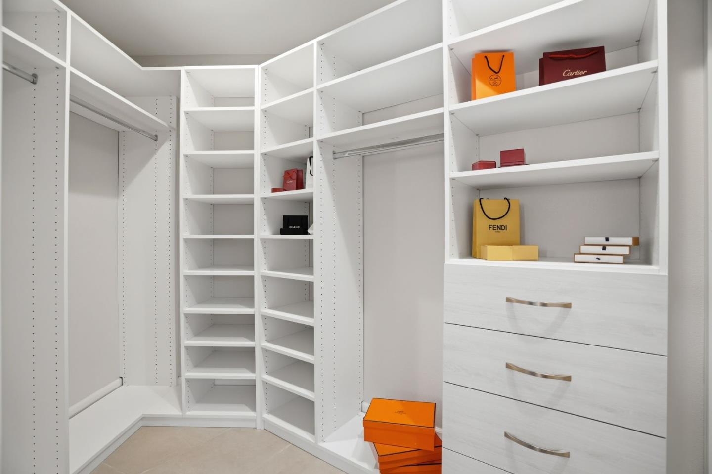 Detail Gallery Image 31 of 54 For 1677 Middleton Ave, Los Altos,  CA 94024 - 3 Beds | 2 Baths