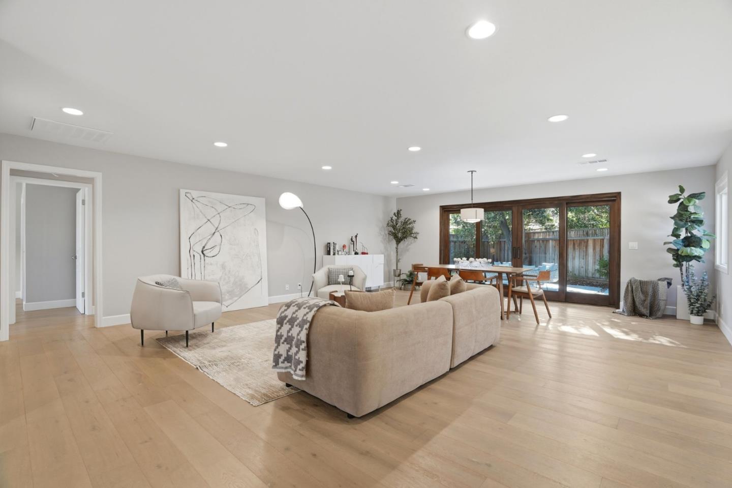 Detail Gallery Image 7 of 54 For 1677 Middleton Ave, Los Altos,  CA 94024 - 3 Beds | 2 Baths