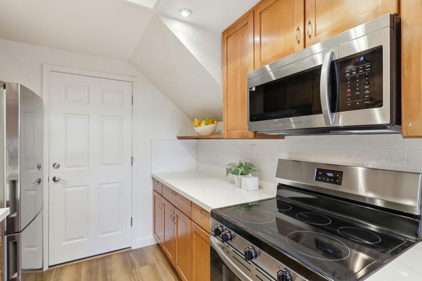 Photo #12: ML82039402 Listing: Photo #12