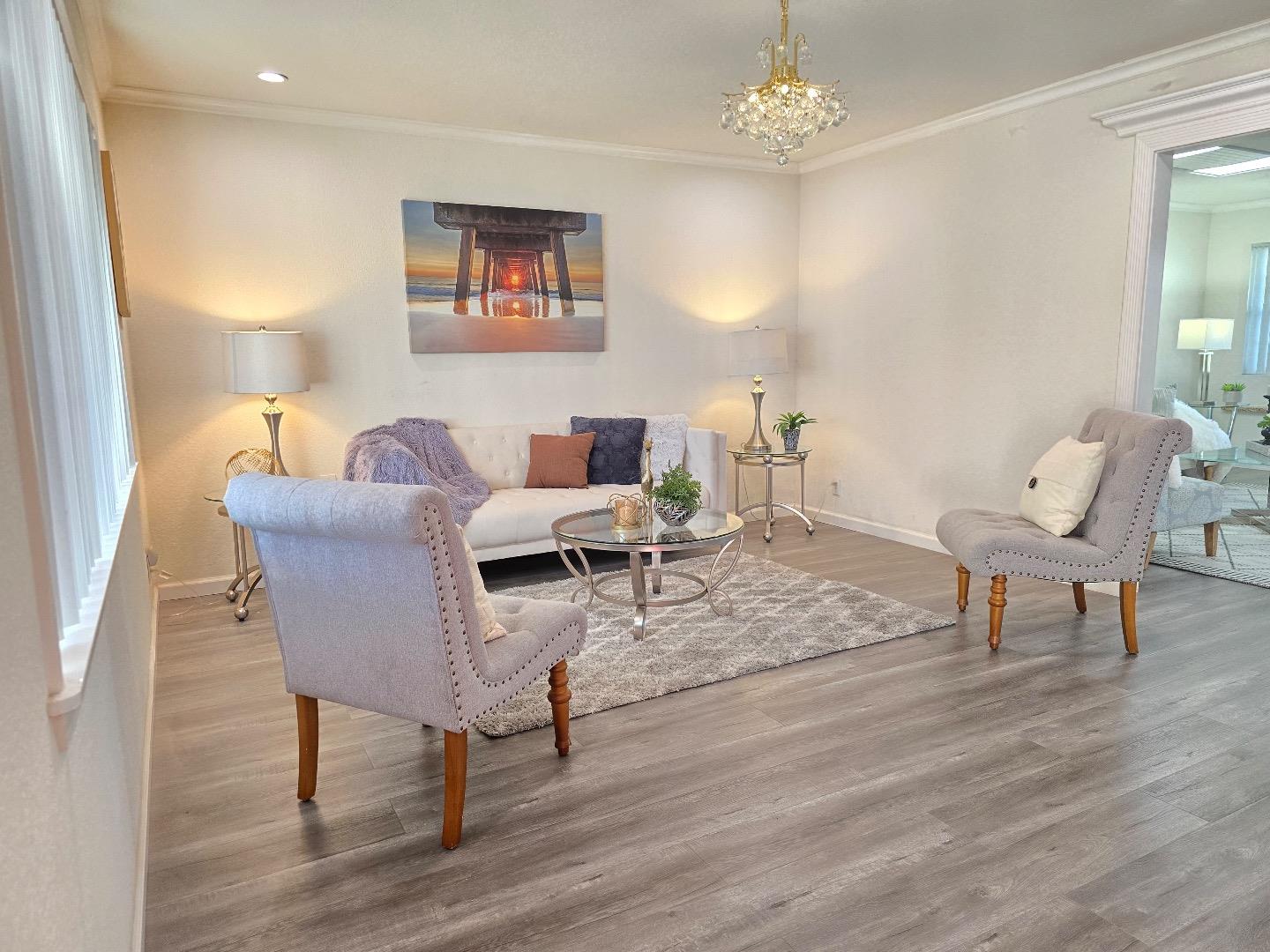 Detail Gallery Image 5 of 19 For 5187 Doyle Rd, San Jose,  CA 95129 - 3 Beds | 2 Baths