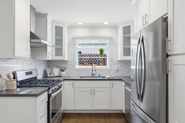 Detail Gallery Image 15 of 58 For 1150 Junipero Ave, Redwood City,  CA 94061 - 3 Beds | 2 Baths