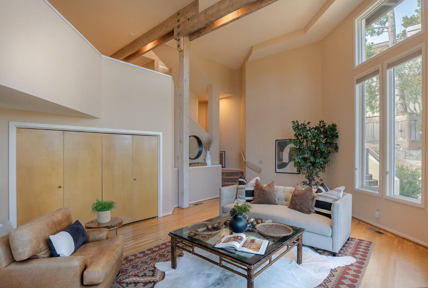 Detail Gallery Image 13 of 23 For 4 Sommerset Vale, Monterey,  CA 93940 - 4 Beds | 3/1 Baths