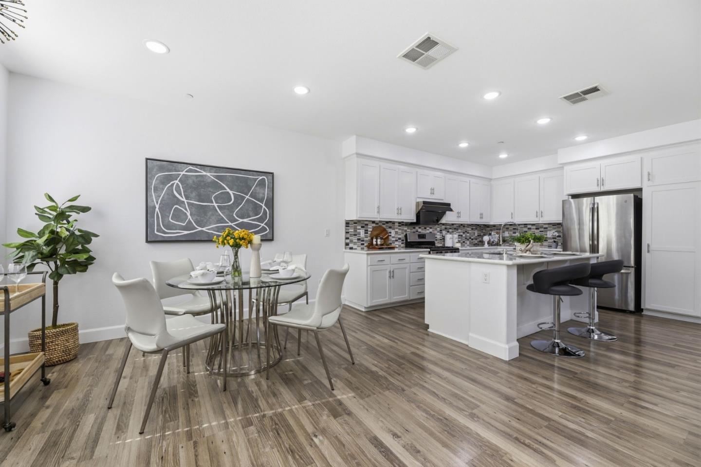 Detail Gallery Image 7 of 32 For 38922 Dandelion Pl, Newark,  CA 94560 - 3 Beds | 3 Baths