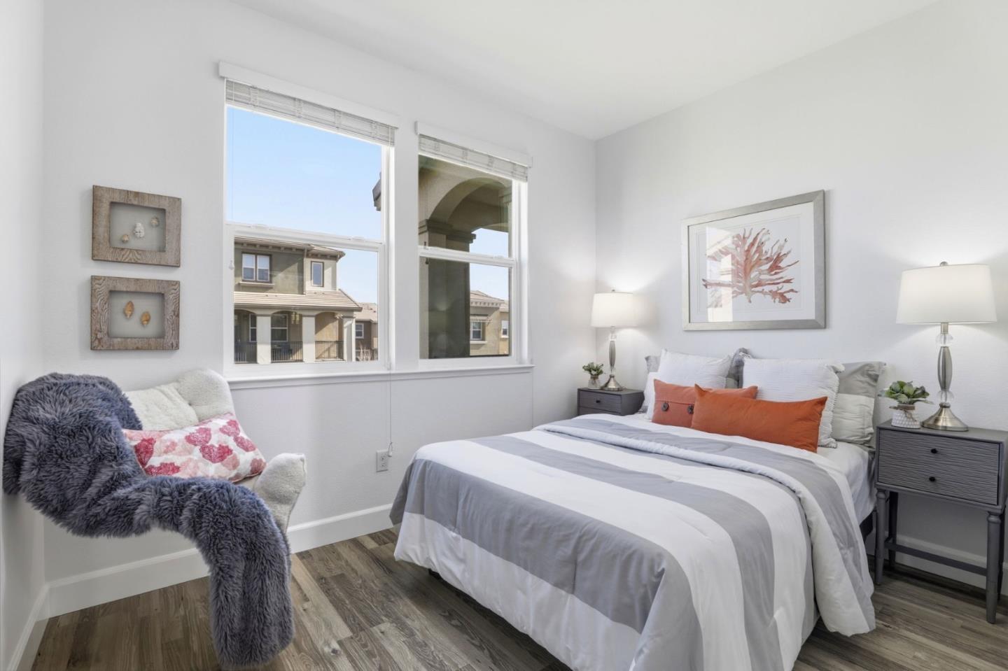 Detail Gallery Image 8 of 32 For 38922 Dandelion Pl, Newark,  CA 94560 - 3 Beds | 3 Baths