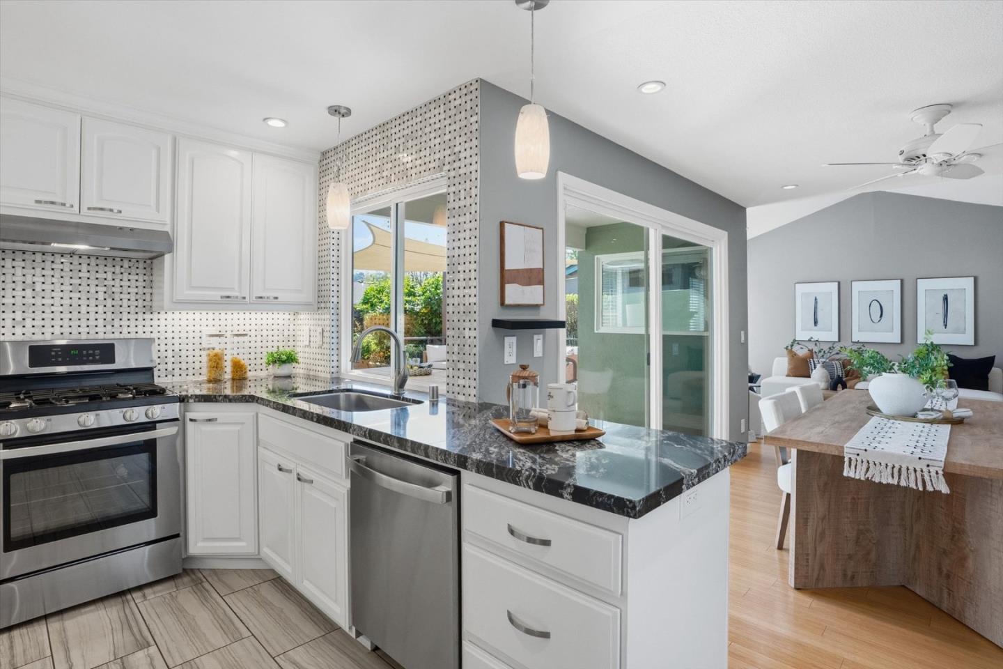 Detail Gallery Image 9 of 46 For 5896 Lalor Dr, San Jose,  CA 95123 - 3 Beds | 2 Baths