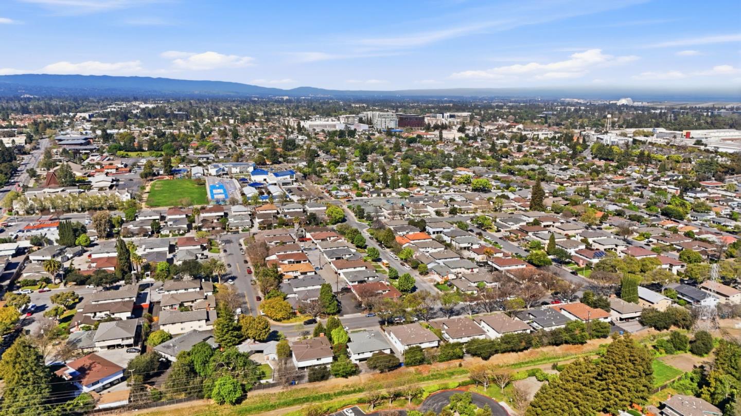 504 Hawthorn Avenue, Sunnyvale, CA, 94086