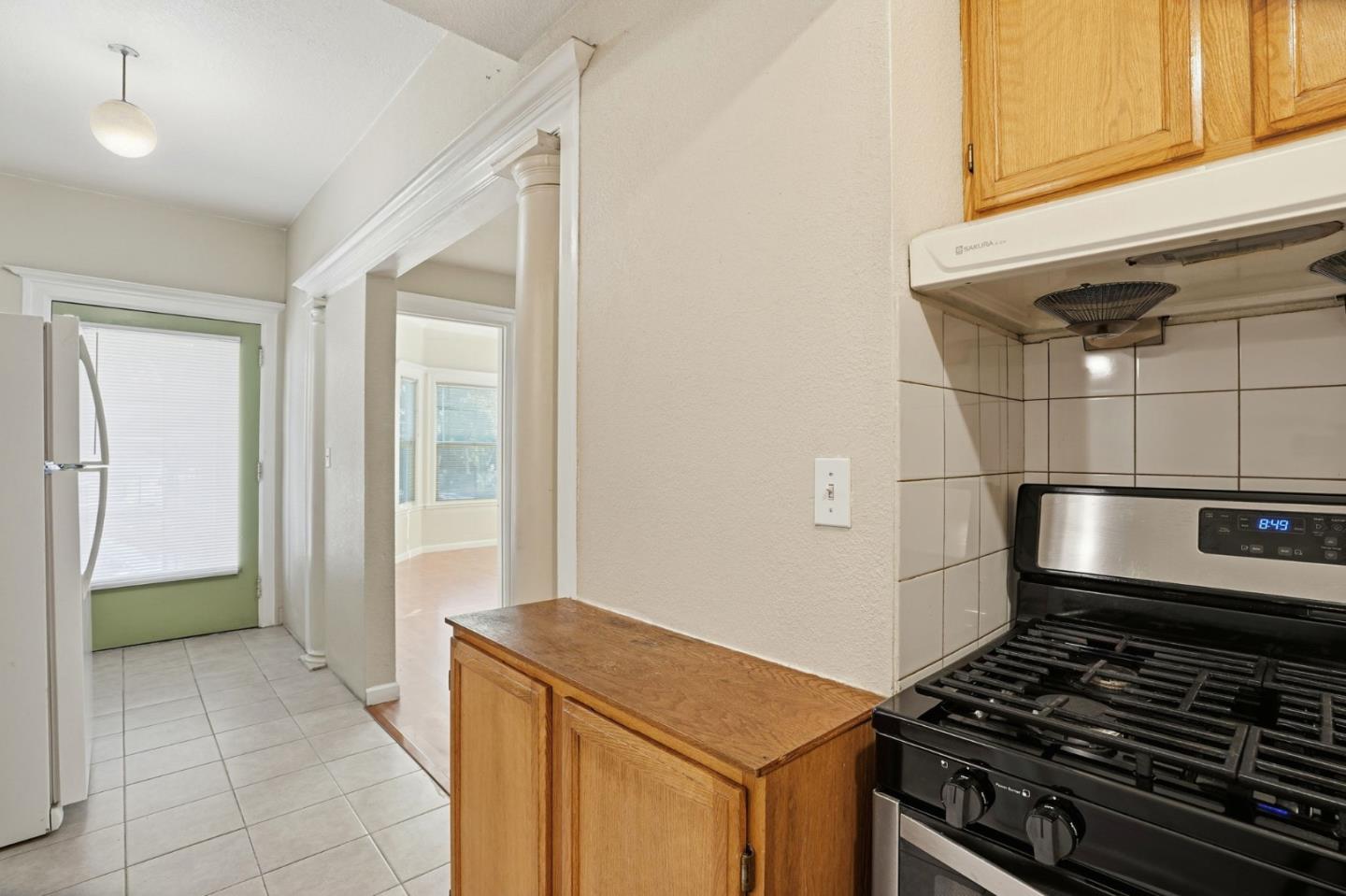 Detail Gallery Image 14 of 44 For 603 Madison St, Oakland,  CA 94607 - – Beds | – Baths