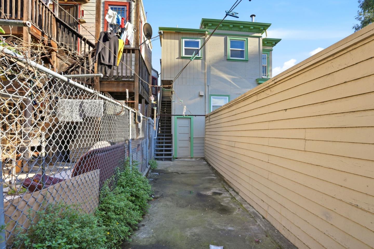 Detail Gallery Image 39 of 44 For 603 Madison St, Oakland,  CA 94607 - – Beds | – Baths