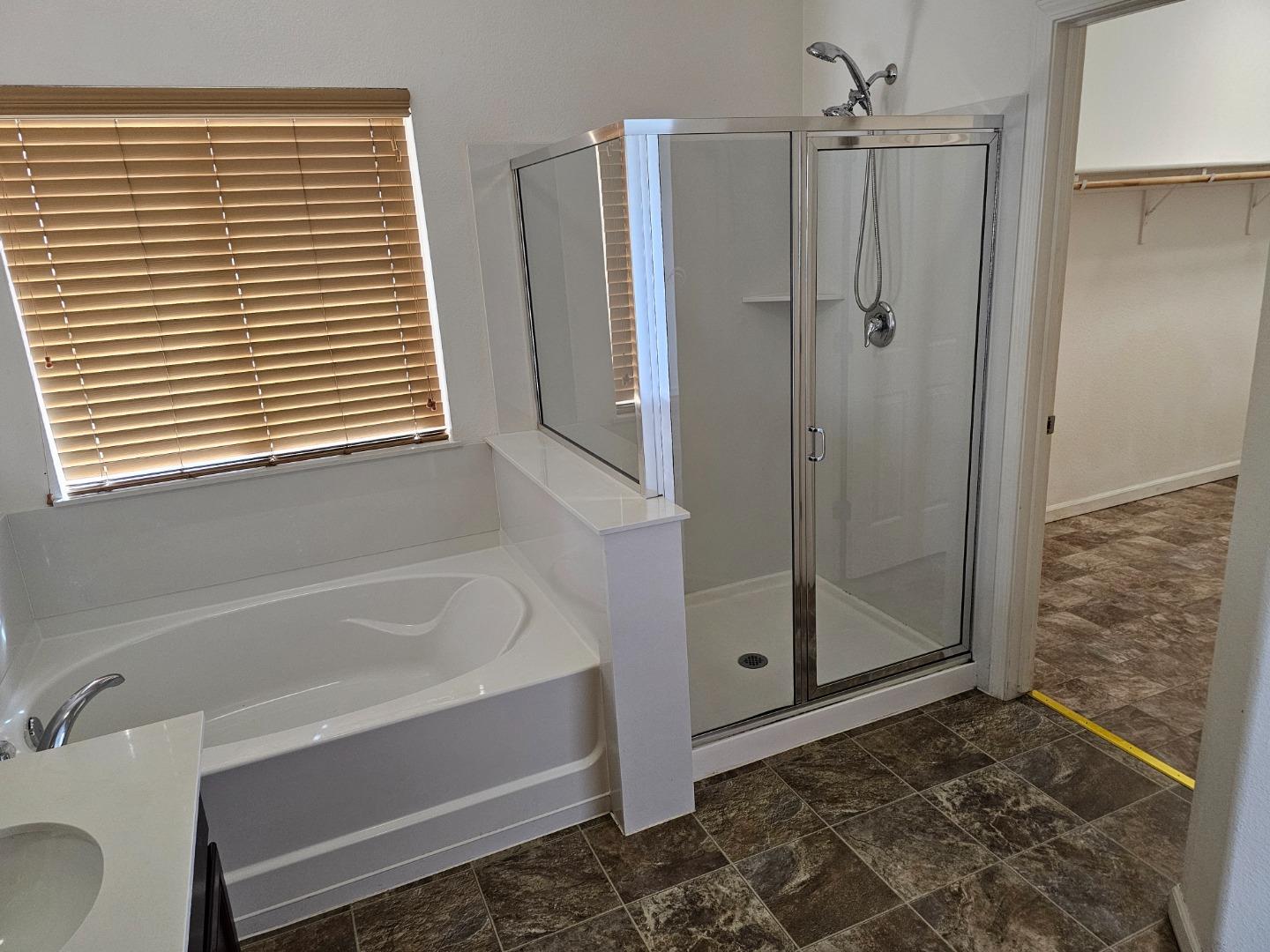 Detail Gallery Image 19 of 42 For 13721 Santa Lucia Dr, Gustine,  CA 95322 - 5 Beds | 3/1 Baths