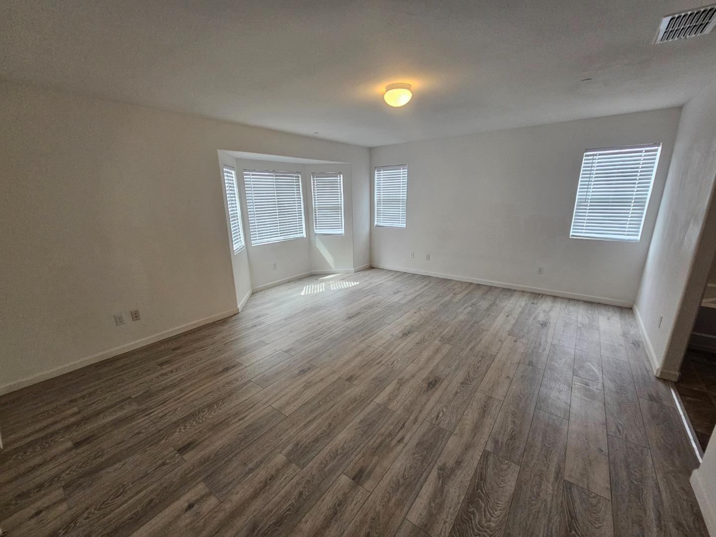 Detail Gallery Image 28 of 42 For 13721 Santa Lucia Dr, Gustine,  CA 95322 - 5 Beds | 3/1 Baths