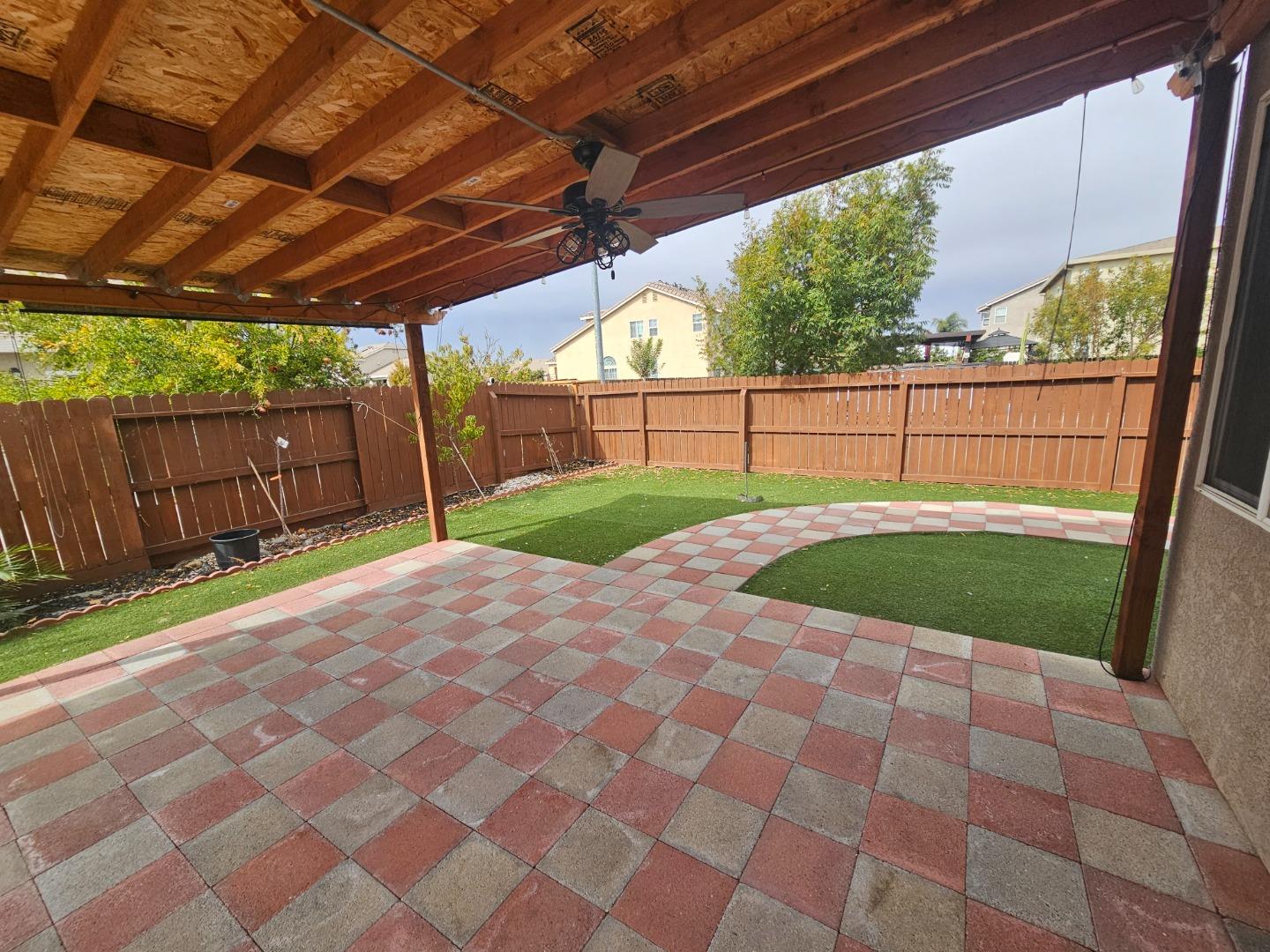 Detail Gallery Image 37 of 42 For 13721 Santa Lucia Dr, Gustine,  CA 95322 - 5 Beds | 3/1 Baths