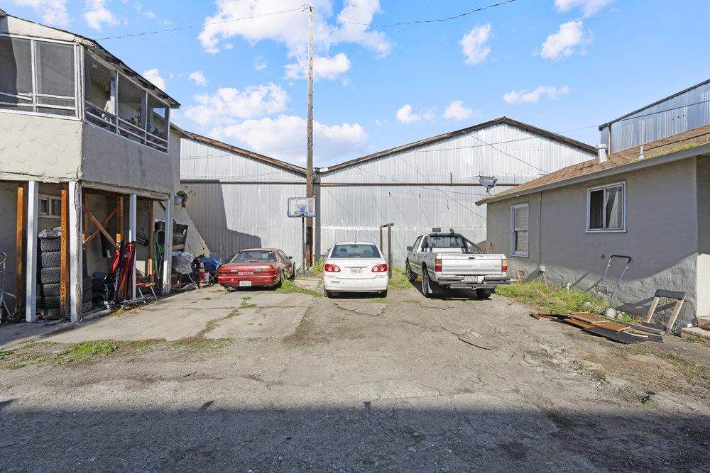 Detail Gallery Image 17 of 38 For 713 Sally St, Hollister,  CA 95023 - – Beds | – Baths