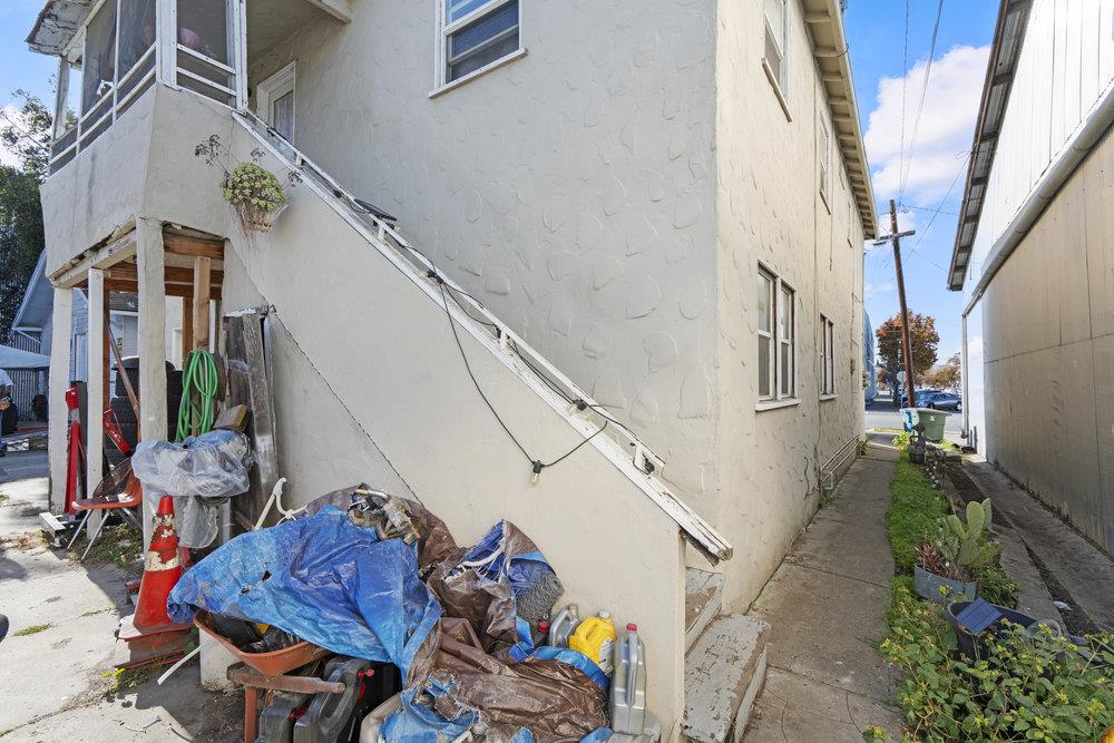 Detail Gallery Image 19 of 38 For 713 Sally St, Hollister,  CA 95023 - – Beds | – Baths