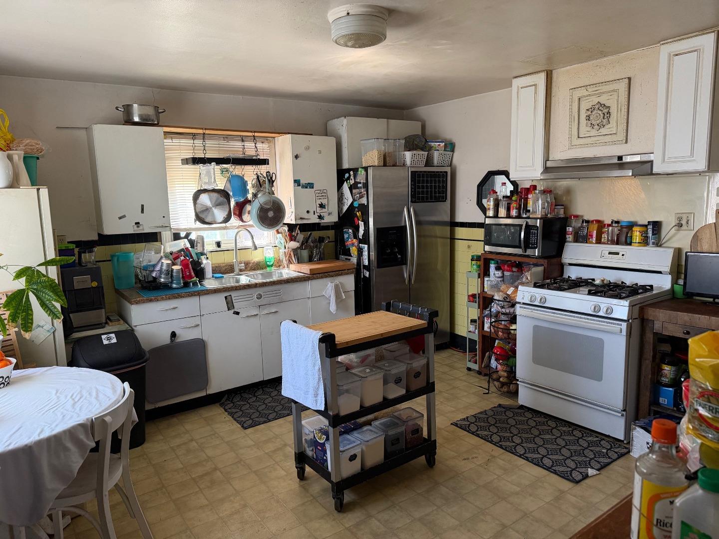 Detail Gallery Image 20 of 38 For 713 Sally St, Hollister,  CA 95023 - – Beds | – Baths