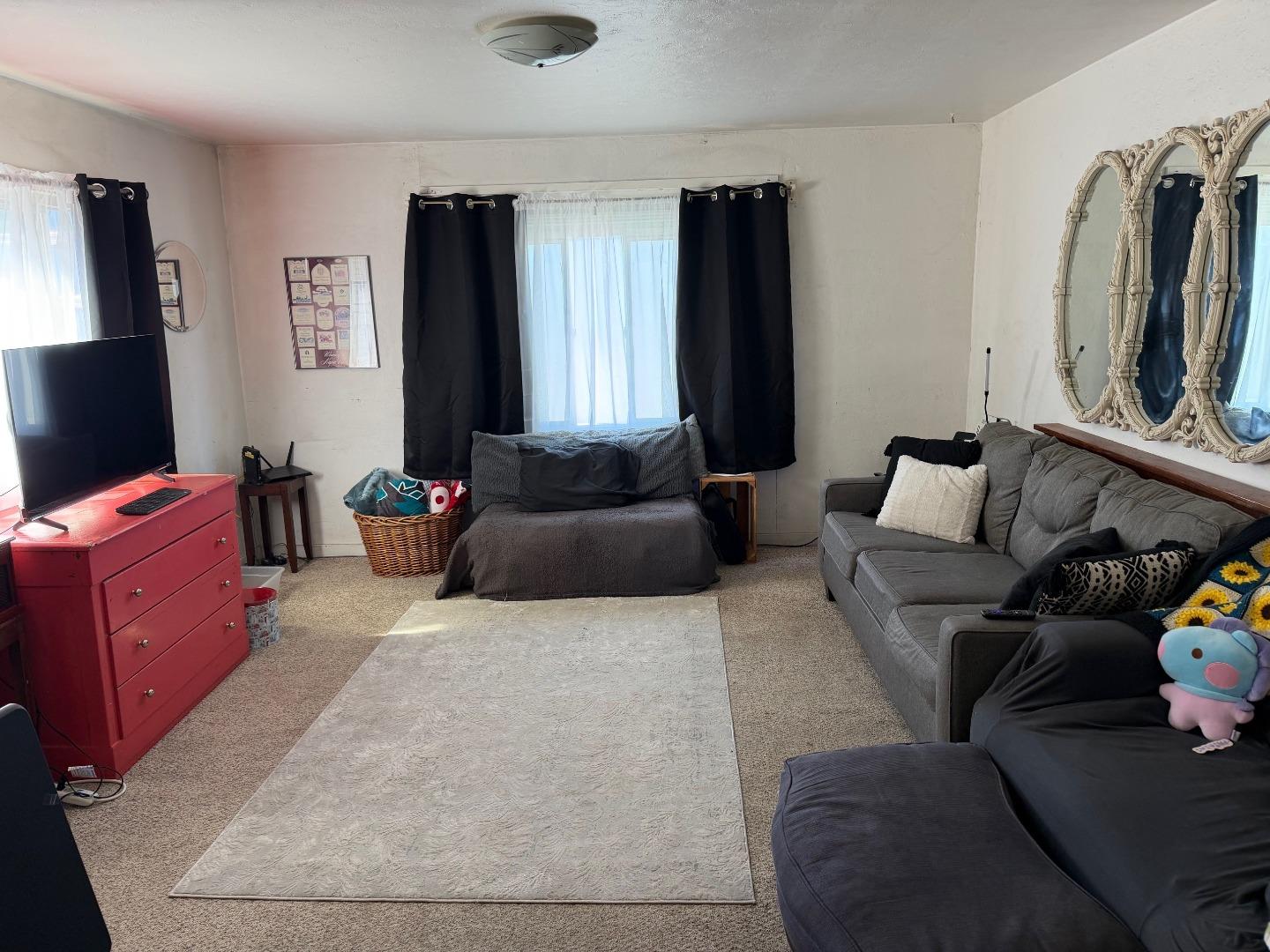 Detail Gallery Image 23 of 38 For 713 Sally St, Hollister,  CA 95023 - – Beds | – Baths