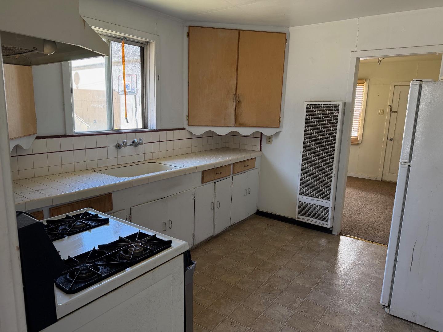 Detail Gallery Image 32 of 38 For 713 Sally St, Hollister,  CA 95023 - – Beds | – Baths