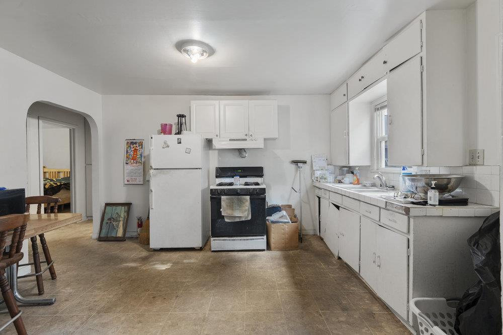 Detail Gallery Image 8 of 38 For 713 Sally St, Hollister,  CA 95023 - – Beds | – Baths