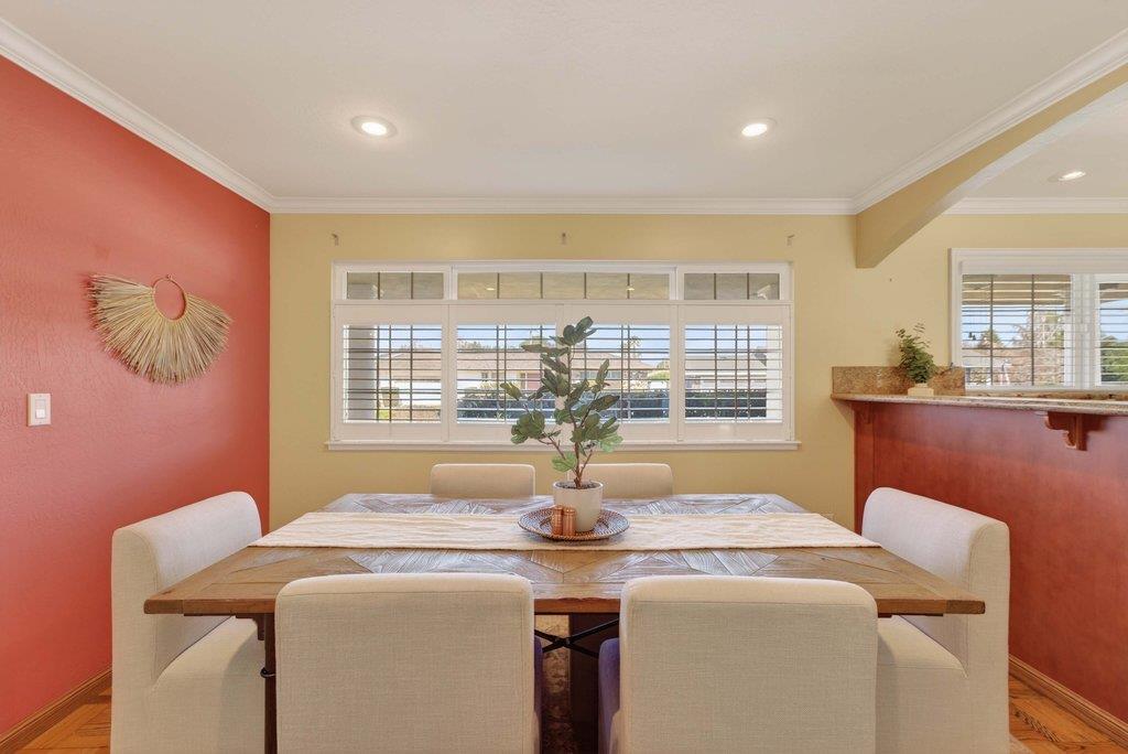 Detail Gallery Image 14 of 57 For 97 Logan St, Watsonville,  CA 95076 - 4 Beds | 2/1 Baths