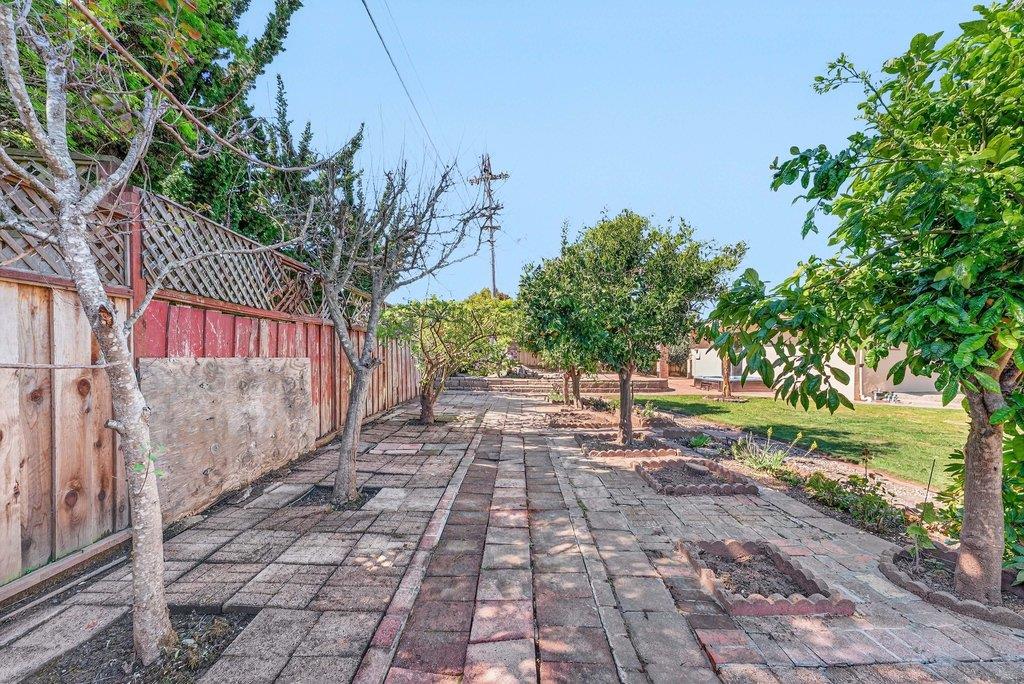 Detail Gallery Image 47 of 57 For 97 Logan St, Watsonville,  CA 95076 - 4 Beds | 2/1 Baths