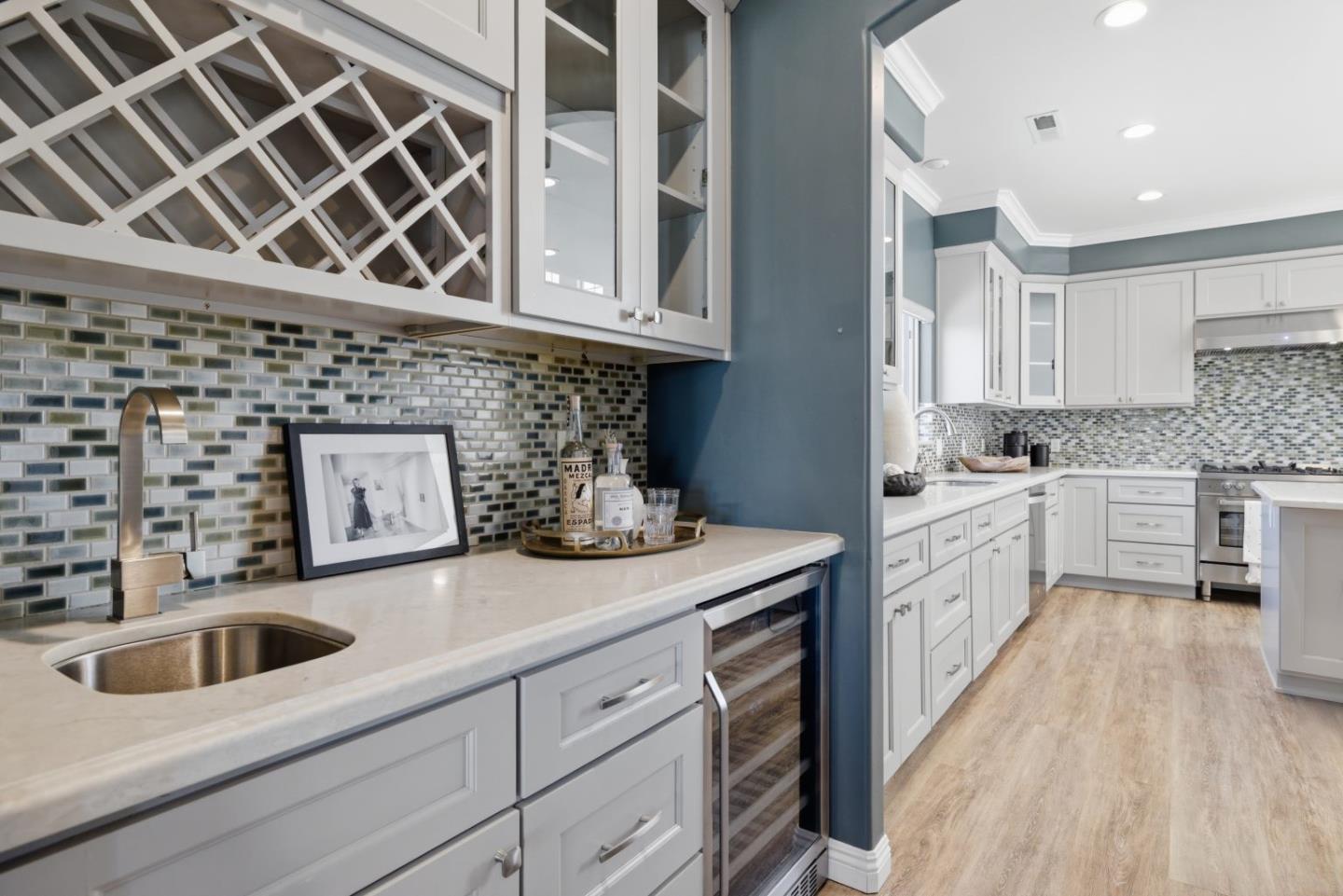 Detail Gallery Image 19 of 58 For 1054 Longfellow Ave, Campbell,  CA 95008 - 3 Beds | 3/1 Baths